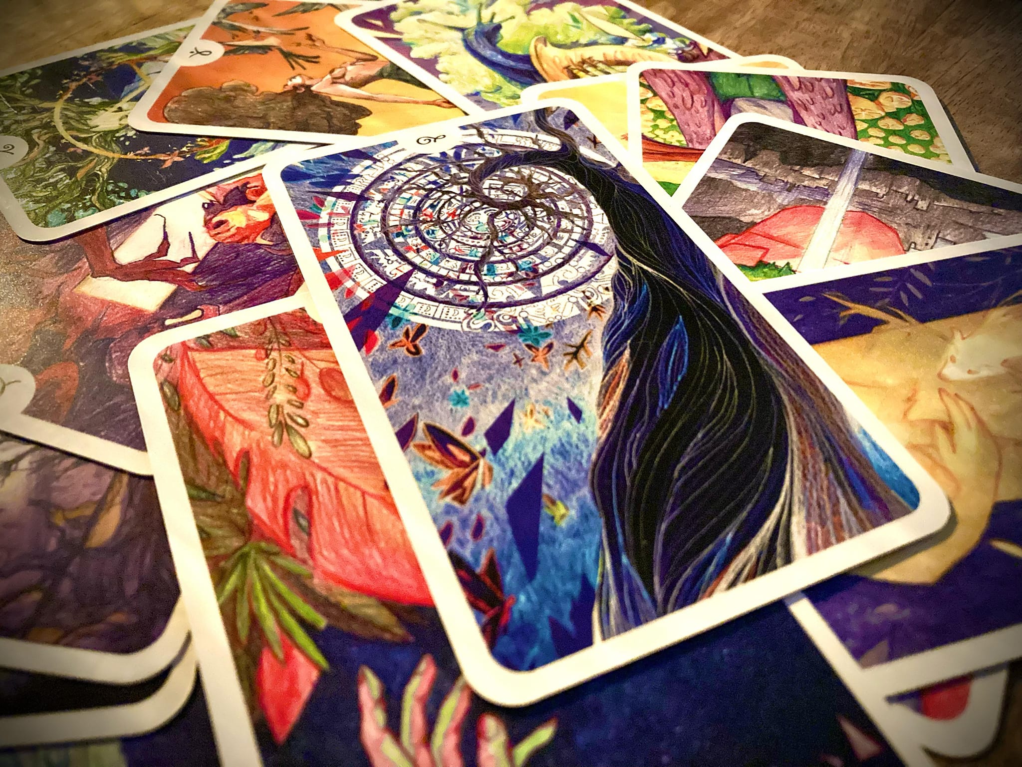 jeu de tarot divinatoire réalisé par margot huguet
